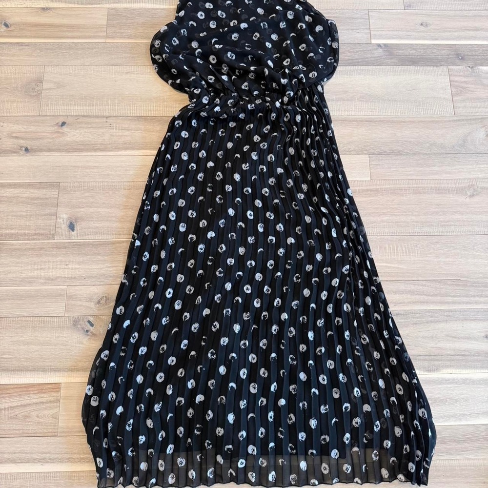 Sam Edelman black maxi dress with white moon print. Size: S